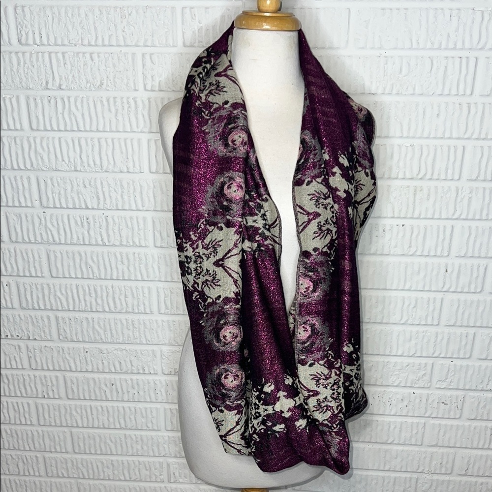 Elegant Purple and Cream infinity Scarf